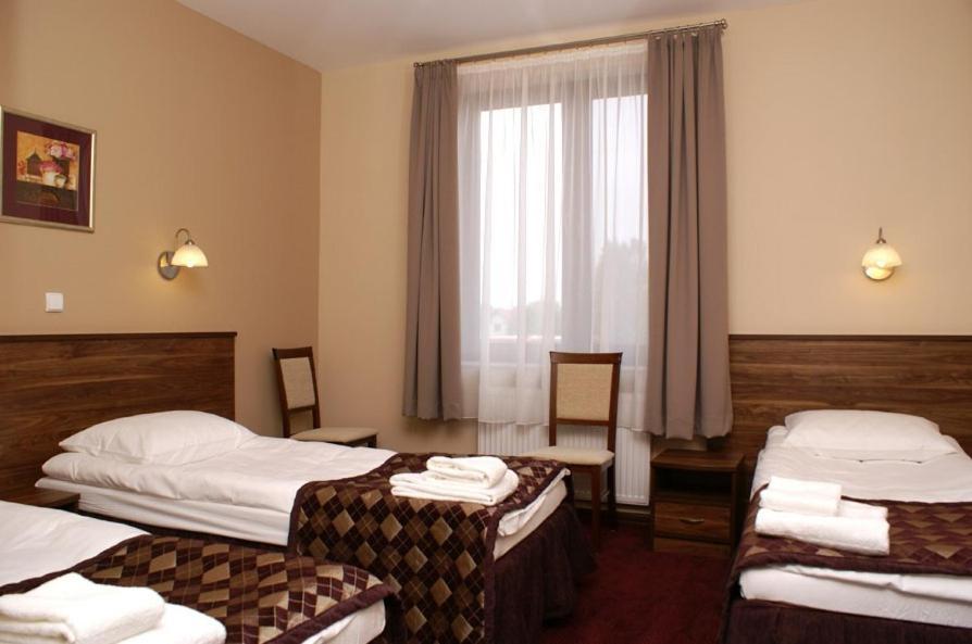 Hotel Belfort Łomża Cameră foto